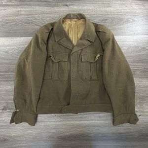 VINTAGE WW2 IKE JACKET ADULT 40 REGULAR 4TH INFANTRY DIVISION 40s